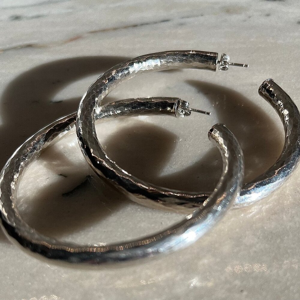 Shop Machete 2.5" Wavelet hoops in SILVER